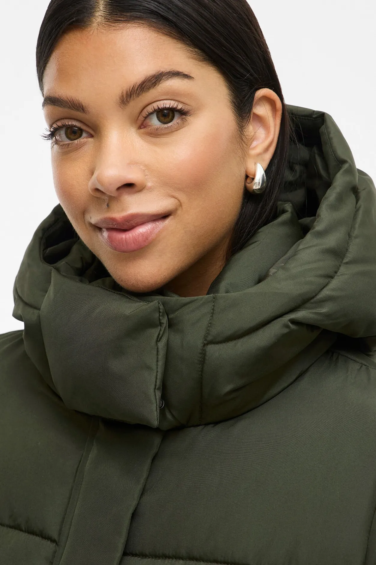 Vila Abrigo acolchado con capucha Verde Clearance
