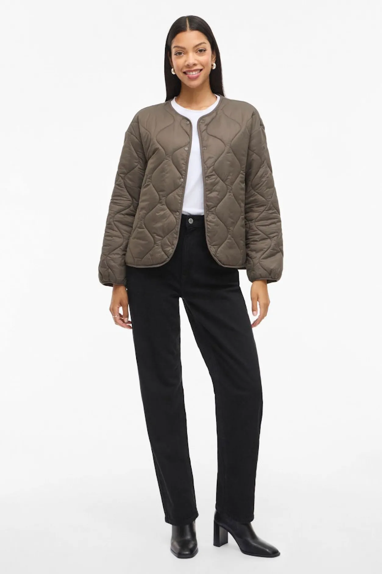 Vila Abrigo acolchado ultraligero Beige Clearance