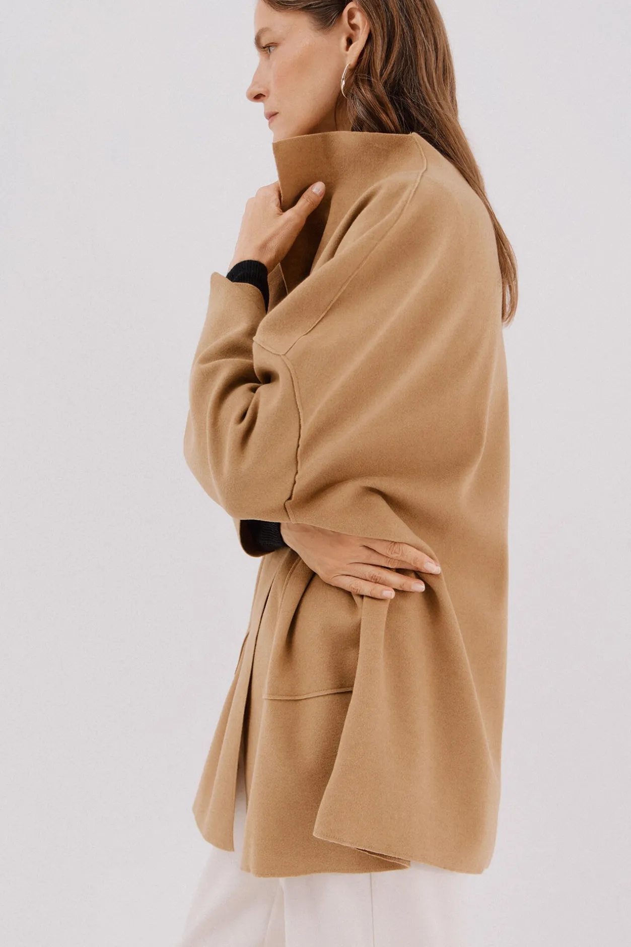 Cortefiel Abrigo capa con tejido ligero Beige Clearance