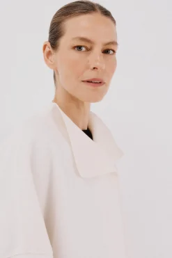 Cortefiel Abrigo capa con tejido ligero Marfil Discount