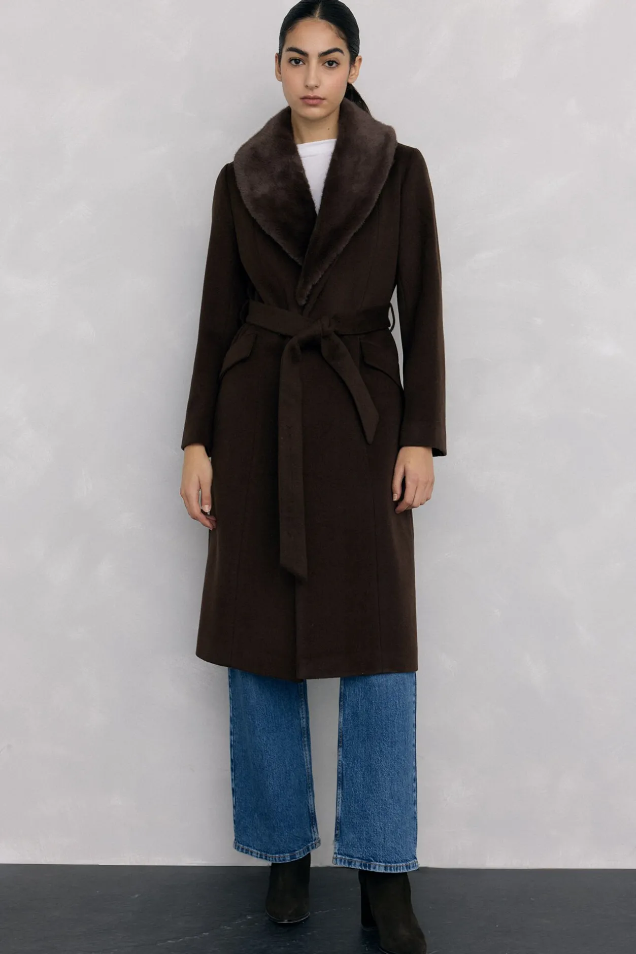 Pedro del Hierro Abrigo cuello efecto pelo Marrón Sale