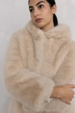 Pedro del Hierro Abrigo largo de efecto pelo Beige Sale