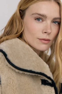 Pedro del Hierro Abrigo reversible de efecto pelo Crudo Sale