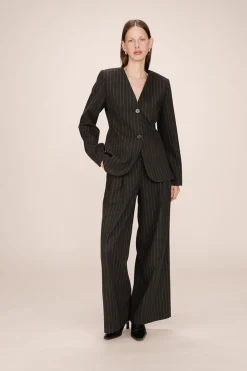 Grace & Mila Americana sin cuello Gris oscuro New