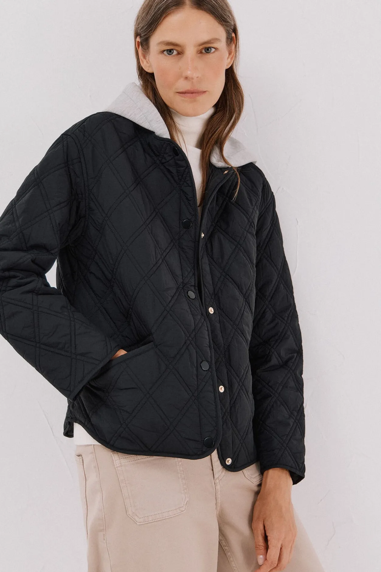 Cortefiel Anorak corto capucha sudadera Negro Hot