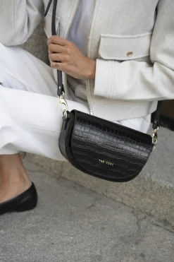 The Code Bandolera alma Negro Online