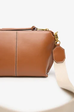 Cortefiel Bandolera básica pespuntes Marr&oacute;n New