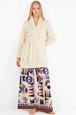 Gisela Bata textura peluche beige Online