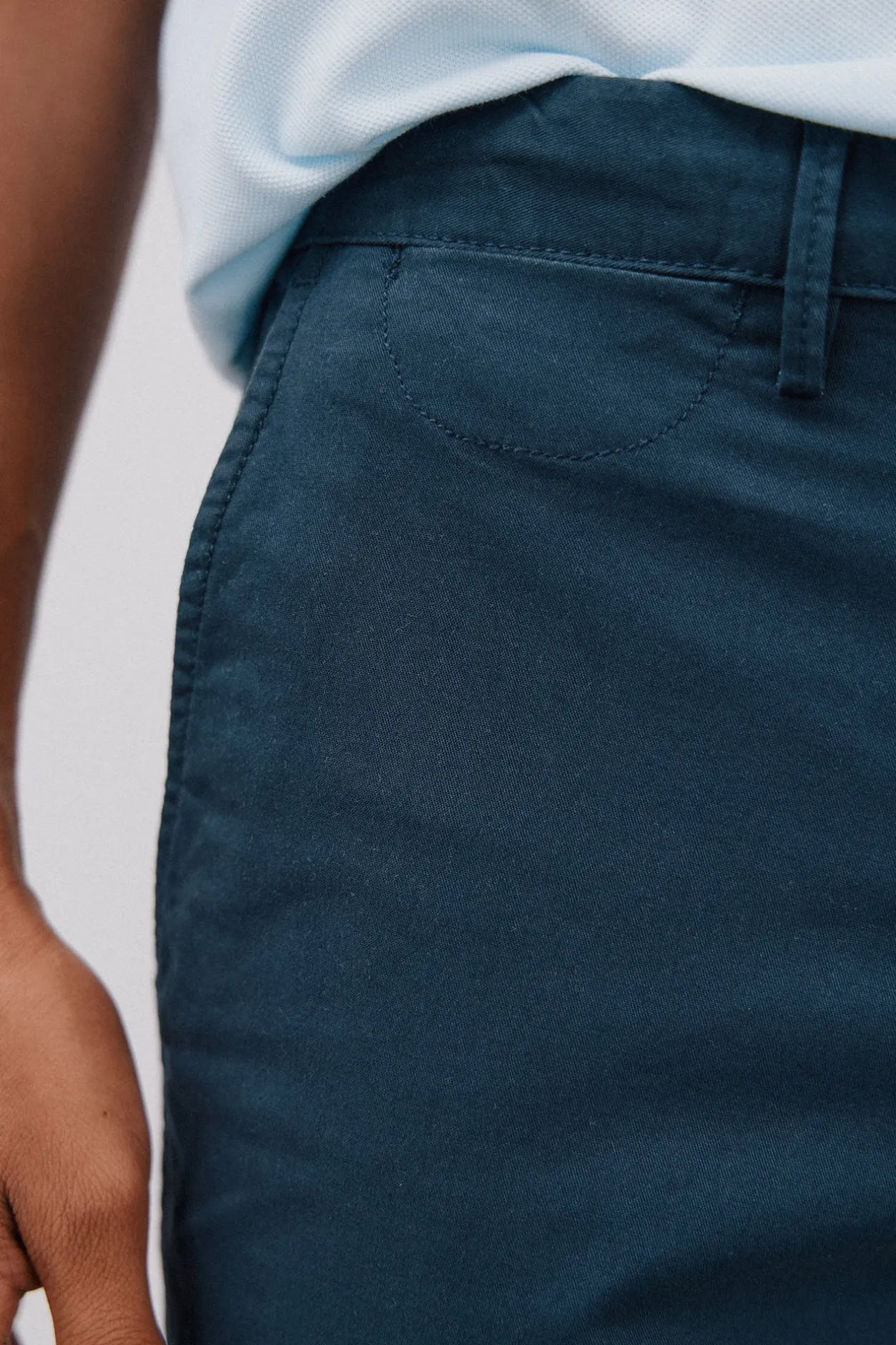 Cortefiel Bermuda chino Azul marino Clearance