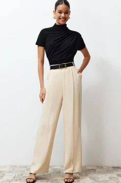 Trendyol Blusa ajustada negro Clearance