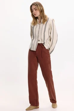 Vila Blusa con bordados de algodón Beige