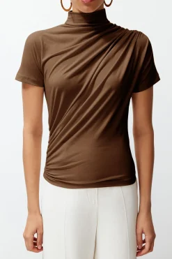 Trendyol Blusa con cuello alto marr&oacute;n Clearance