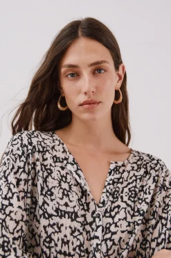 Cortefiel Blusa cuello redondo Estampado blanco Best