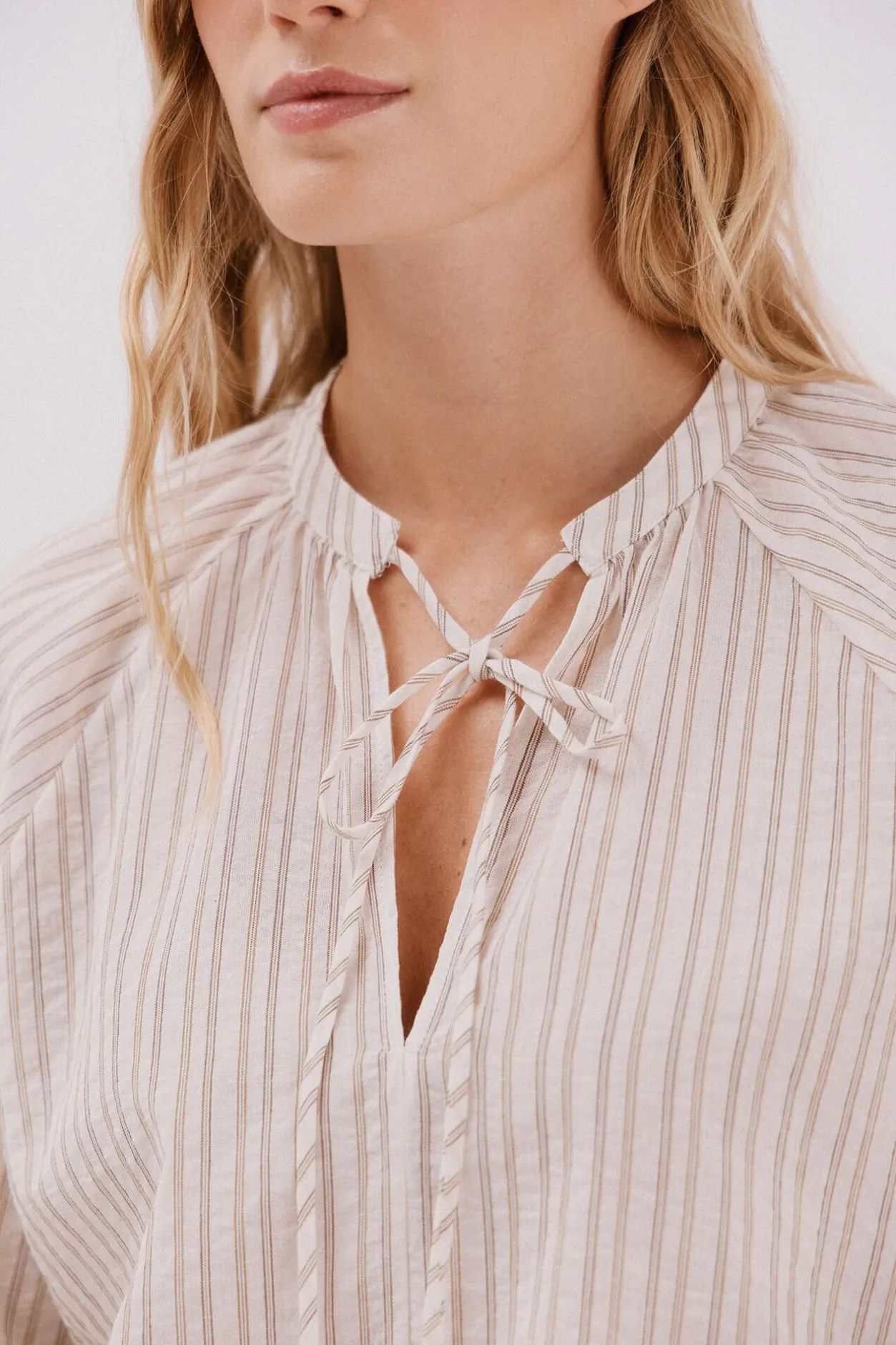 Cortefiel Blusa rayas cordon Marfil New