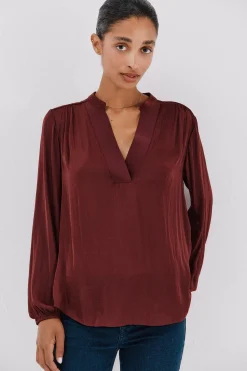 Cortefiel Blusa satinada fluida Vino Hot