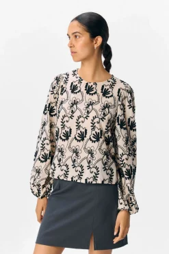 Object Blusa tejido bordado Estampado beige New