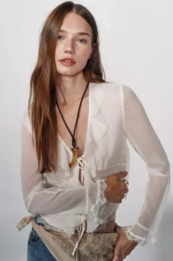 High Spirits Blusa Twisty beige New