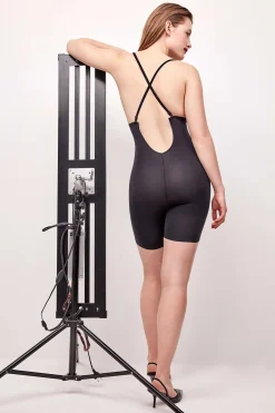 Gisela Body pantalón escote extremo negro Clearance