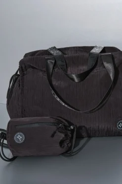 Dash and Stars Bolso viaje nylon satinado negro Hot