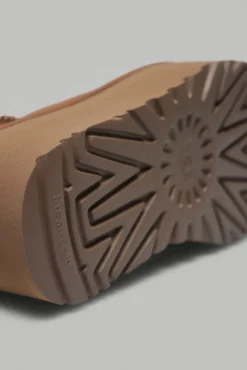 Ugg Bota Classic Ultra Plataforma Marr&oacute;n