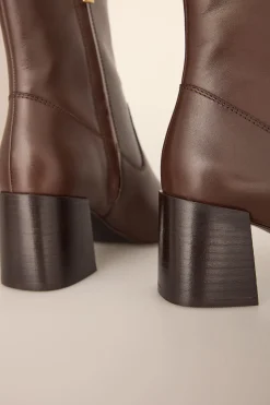 Pedro del Hierro Botín napa tacón Marr&oacute;n Discount