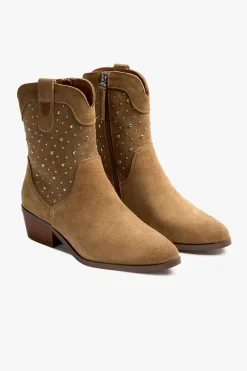 Popa Botín señora Senda Tachas Marr&oacute;n Hot