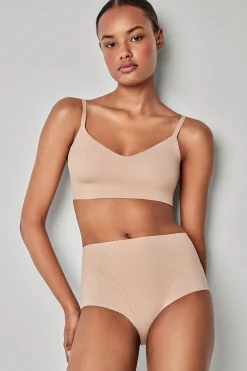 Gisela Braga alta reductora con refuerzo nude Hot