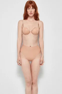 Gisela Braga alta sin costuras nude Hot