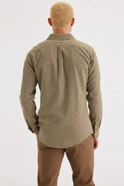 Dockers Camisa con botones Slim Fit Icon para hombre Marr&oacute;n Best