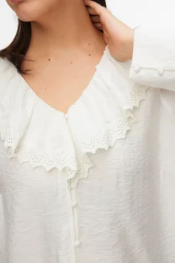 Vero Moda Curve Camisa de cuello volante talla grande Blanco