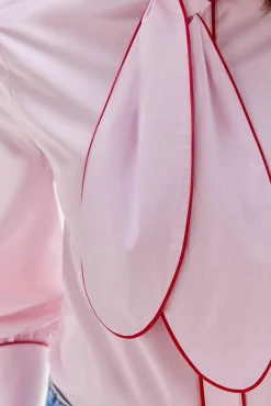 TFP by Tamara Falcó Camisa rayas lazo Burdeos