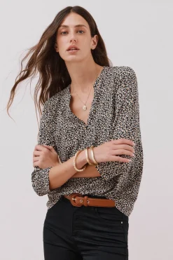 Cortefiel Camiseta básica escote mão Estampado gris Online