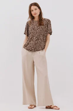 Cortefiel Camiseta básica fluida Estampado marr&oacute;n Hot