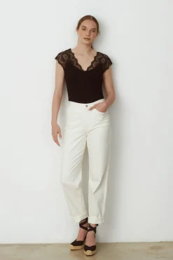 Vila Camiseta canalé con encaje Negro Clearance