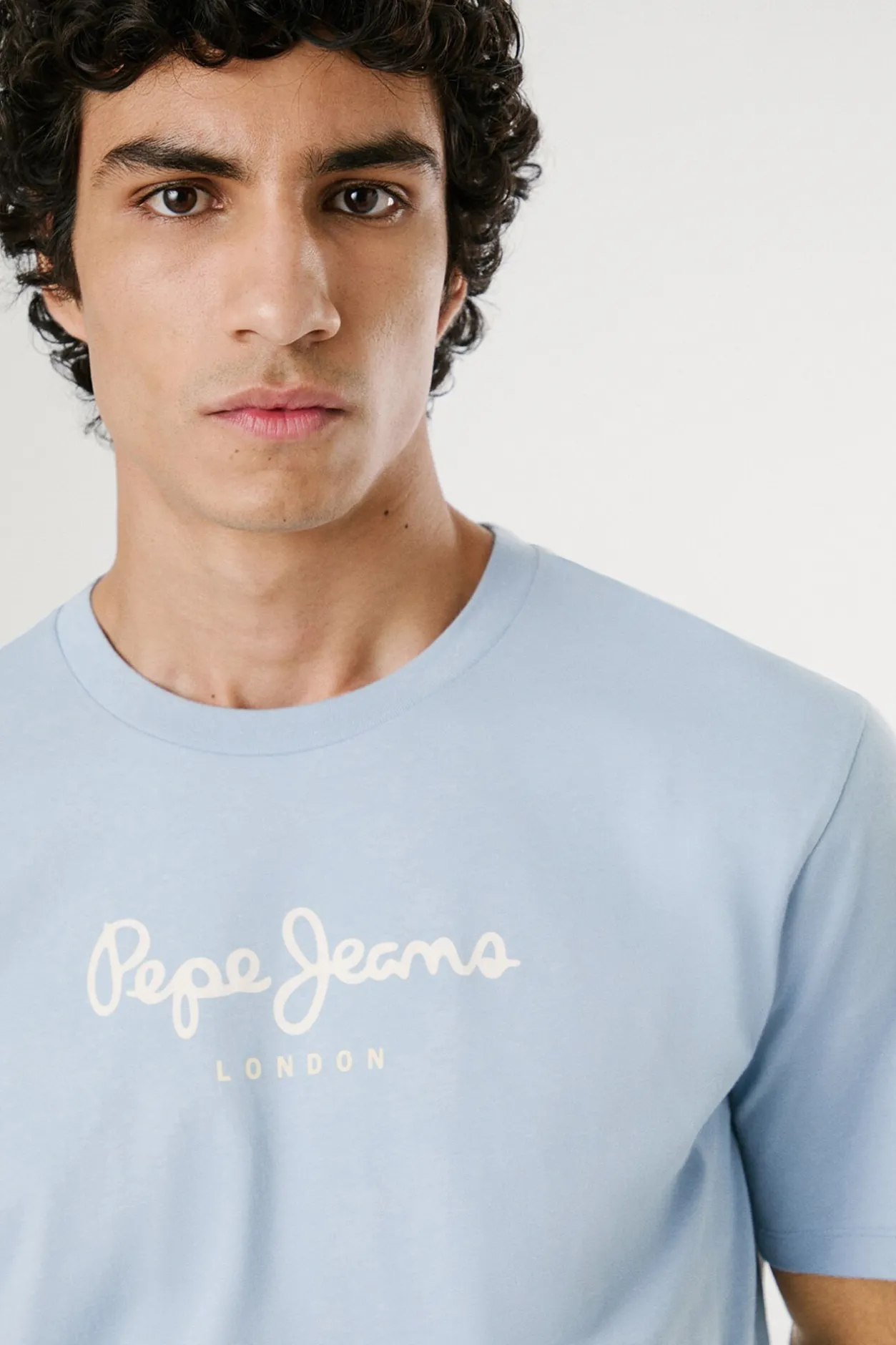 Pepe Jeans Camiseta de manga corta con logo frontal. azul Sale