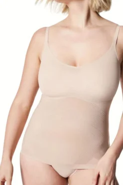 Spanx Camiseta moldeadora nude New