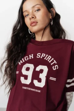 High Spirits Camiseta Rookie burdeos