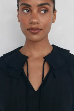 Pedro del Hierro Camiseta volantitos Negro Clearance