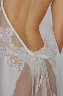 Ivette Bridal Camisón de satén con tanga en blanco marfil Sale