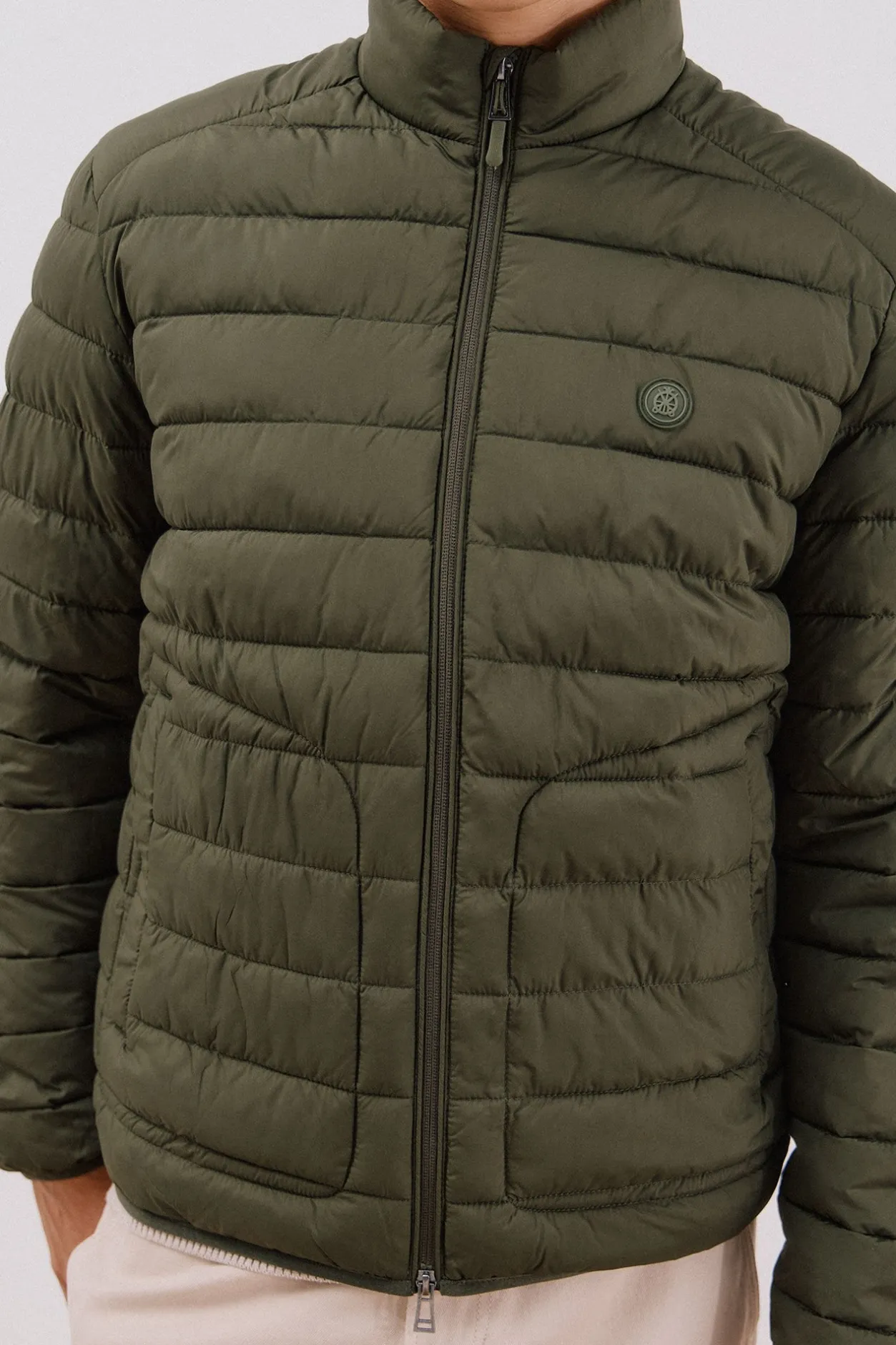 Cortefiel Cazadora acolchada ultralight Kaki