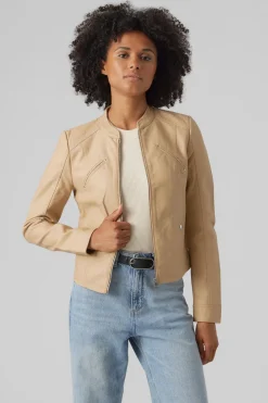 Vero Moda Cazadora efecto piel cuello Perkins Beige