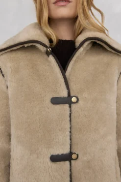 Pedro del Hierro Cazadora pelo snaps Crudo Best