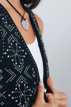 Springfield Chaleco tachas metálicas negro New