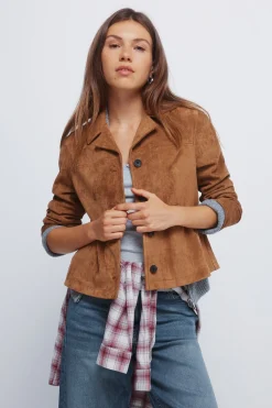 Springfield Chaqueta antelina corta botones nude New