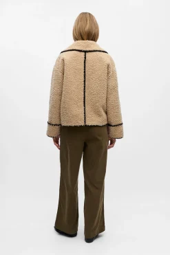 Object Chaqueta borreguillo sintético Beige Best