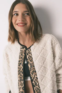 Women'secret Chaqueta corta reversible animal print marfil Sale