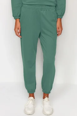 Trendyol Conjunto chándal verde sudadera y pantalón kaki Sale