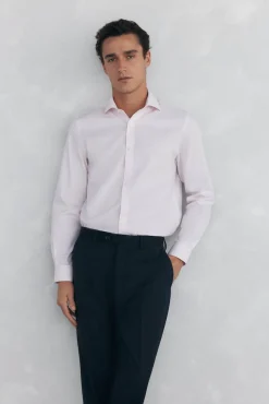 Conjunto de corbata, pantalón y camisa Sale