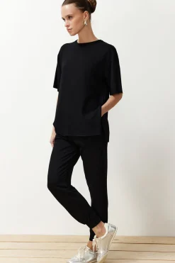 Trendyol Conjunto pantalones y camiseta liso negro Sale