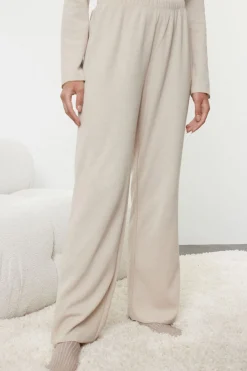 Trendyol Conjunto pijama camisero punto con lazos beige Outlet